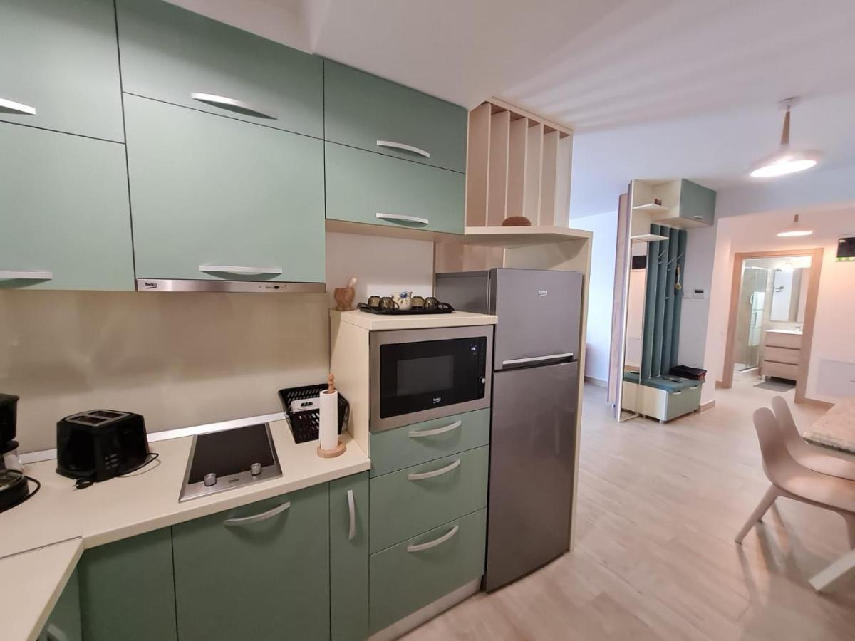 Matteo 2 Apartments Marina Surf Residence, Mamaia Nord - Navodari,1 Vedere Frontala,2 Cu Vedere Laterala La Mare Eksteriør billede
