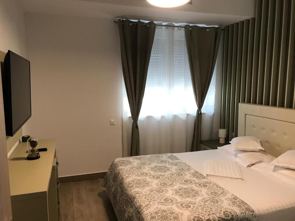 Matteo 2 Apartments Marina Surf Residence, Mamaia Nord - Navodari,1 Vedere Frontala,2 Cu Vedere Laterala La Mare Eksteriør billede